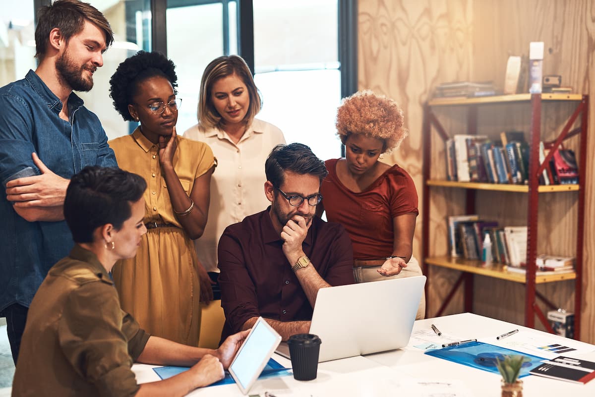 Les Philippines continuent d'attirer les multinationales et les entreprises de sous-traitance augmentent leur main-d'œuvre