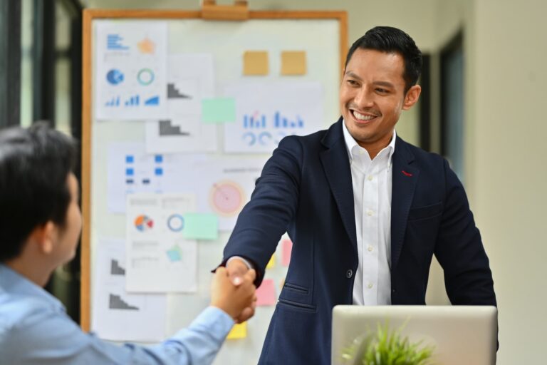 How to Maximize Business Efficiency by Outsourcing to the Philippines in 2024