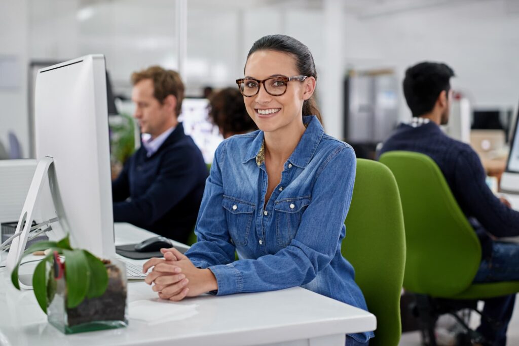 Big data specialisthttps://dev.sourcefit.com/big-data-specialists-scientists-outsourcing/ 