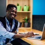 Thumbnail for Pourquoi faire appel à une secrétaire externalisée ?