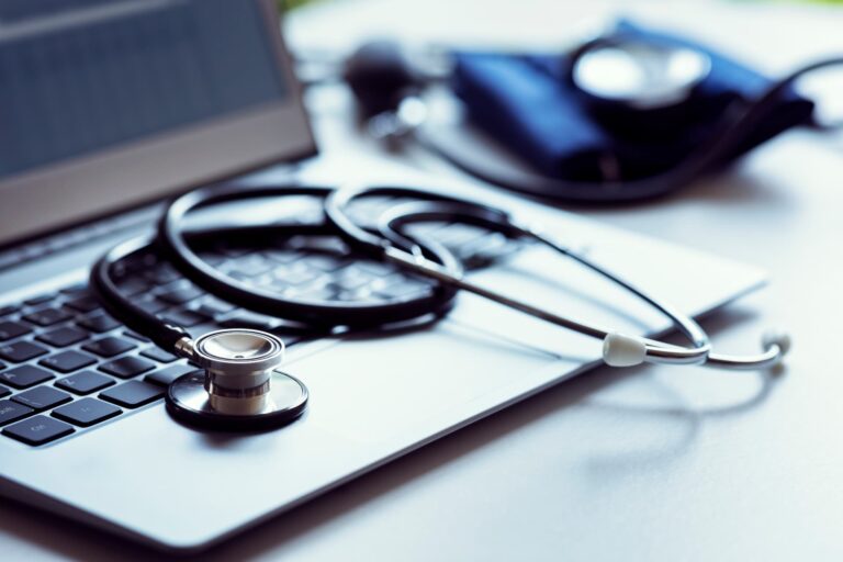The Complete Guide to Healthcare Outsourcing for US Health Systems